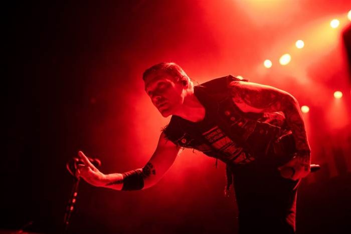 Shinedown hard en strak in 013