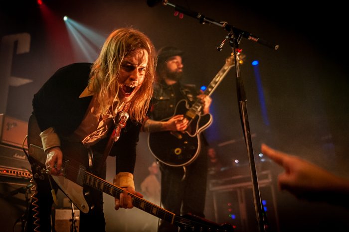 DeWolff brengt Hedon in een psychedelische trip DeWolff