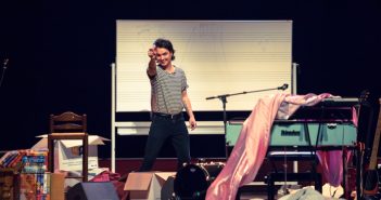 Jett Rebel: Unconditional Love in Carré