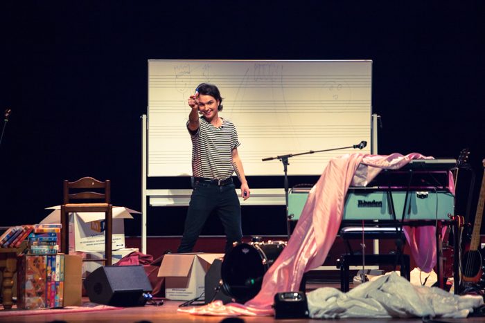 Jett Rebel: Unconditional Love in Carré