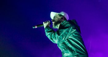 Mike Shinoda wordt op handen gedragen in AFAS Live