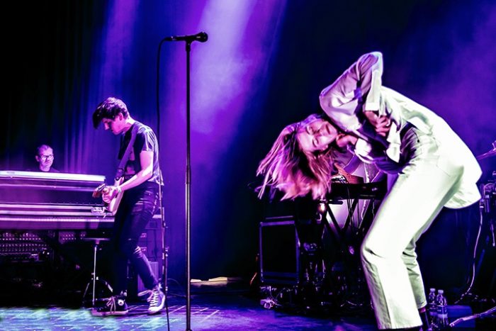 Whispering Sons komt naar de Muziekgieterij