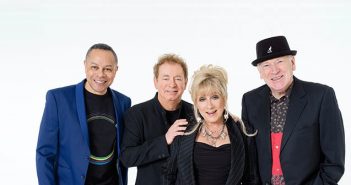Shakatak naar Luxor Live Shakatak