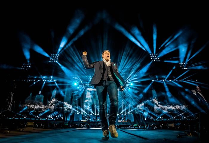 Marco Borsato bestiert Rotterdamse Kuip als nooit tevoren Borsato
