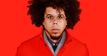 Jake Clemons meer actueel en politiek geëngageerd dan zijn Baas in het Paard Jake Clemons
