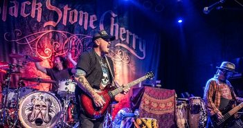 BLACK STONE CHERRY