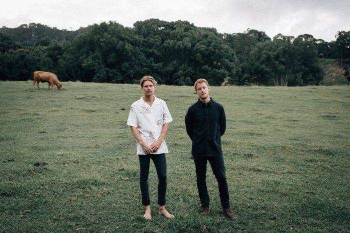 Hollow Coves kondigt langverwacht debuut ‘Moments’ aan Hollow Coves