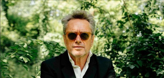 Henny Vrienten brengt album ‘Tussen De Regels’ uit