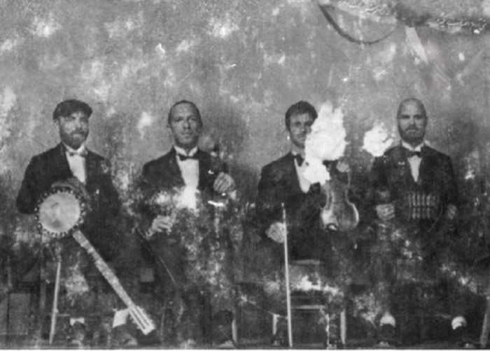 Coldplay – Everyday Life Coldplay