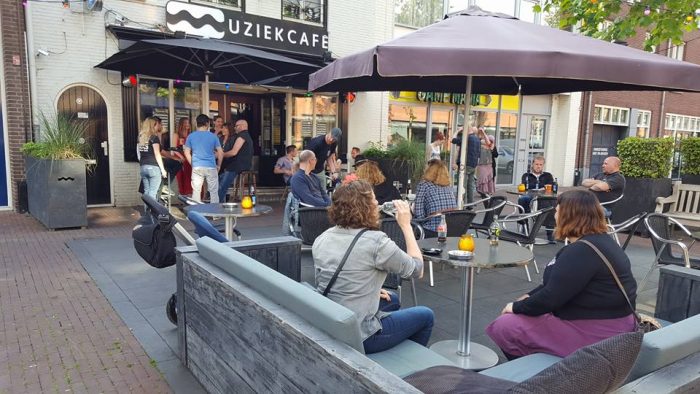 Het podium in Muziekcafé Helmond krijgt kernpodium-status