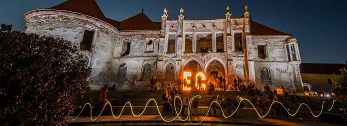 The Chemical Brothers, Placebo, Machine Gun Kelly en meer naar Electric Castle