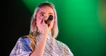 Teske brengt poëtische avond met muzikale inhoud naar De Helling Teske