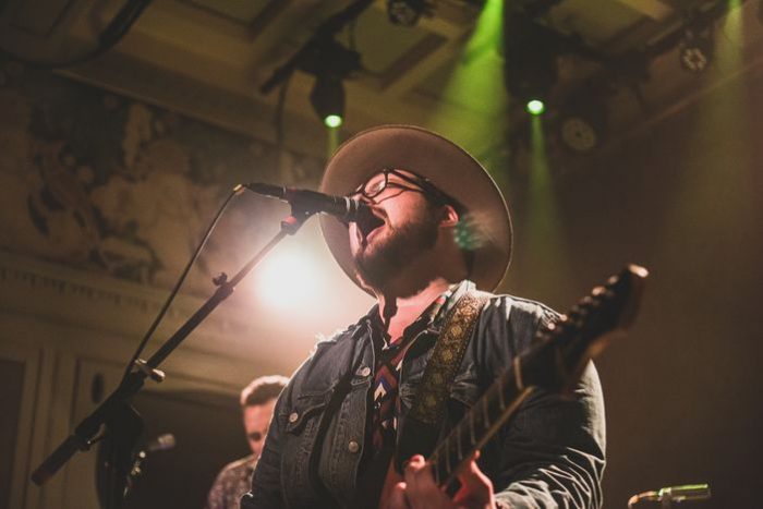 Noah Gutrie bewijst meer te kunnen dan alleen in Glee