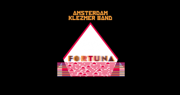 Win de nieuwe cd van de Amsterdam Klezmer Band Amsterdam Klezmer Band