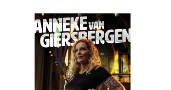 Anneke van Giersbergen goes to church