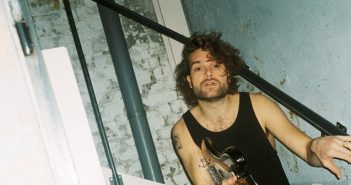 Xander Vrienten komt met serie eenmalige shows met Cato van Dyck, Brigitte Kaandorp en Tim Knol