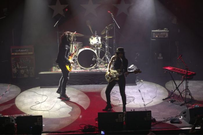 The Last International (TLI) met Support van Echo Empire in 013 Tilburg