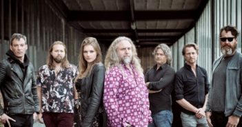 ABBA Rocks sluit tour groots af in Grenswerk in Venlo