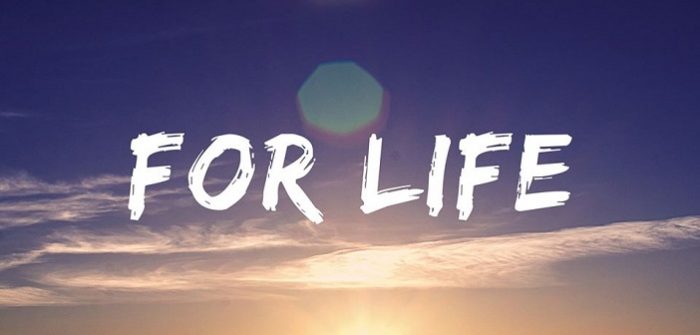 NYLIS brengt met ‘For Life’ kans op zomerhit uit