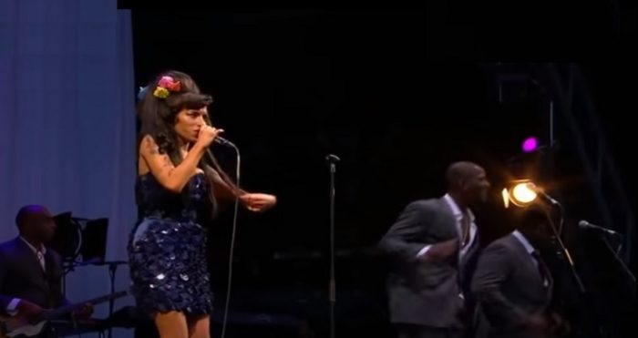 Full Concert: Amy Winehouse live @ Glastonbury (2008) Amy Winehouse