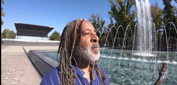Clip-primeur: Gregg Kofi Brown – A Babylon Song Gregg Kofi Brown