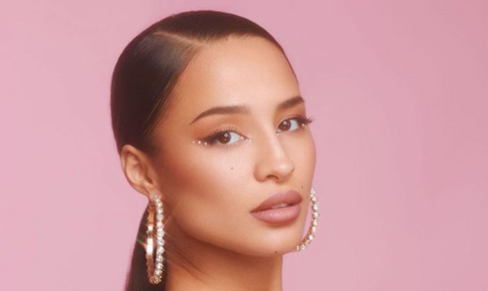 Yade Lauren deelt haar persoonlijke debuut ‘Reflecties’ Yade Lauren