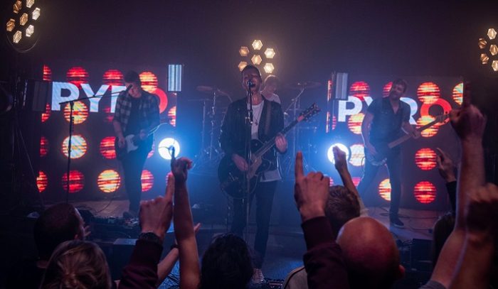 PYRO voor twee concerten naar Willem Twee