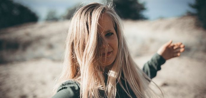 Willow Mae geeft serie exclusieve Tuinconcerten in hartje Leiden Willow Mae