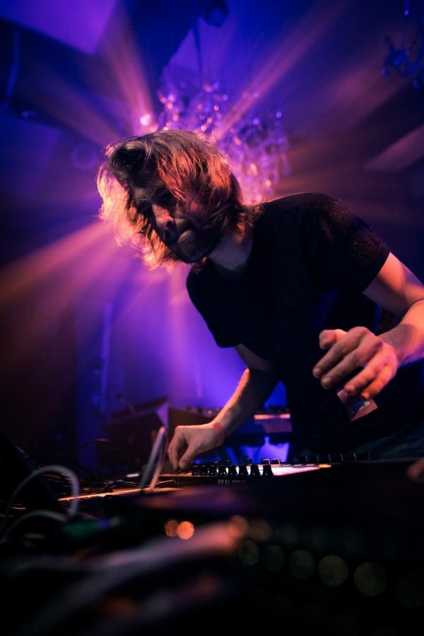 Niels Broos naar Patronaat