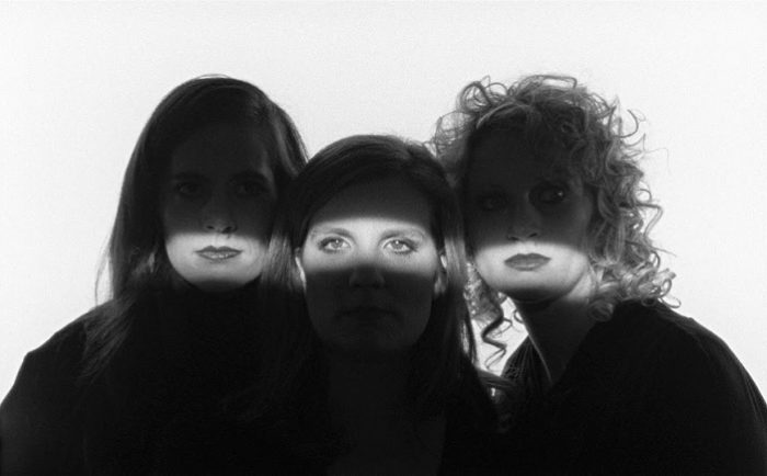 Snowapple moedigt aan om voor jezelf op te komen met nieuwe single ‘Wrong Feet’ Snowapple