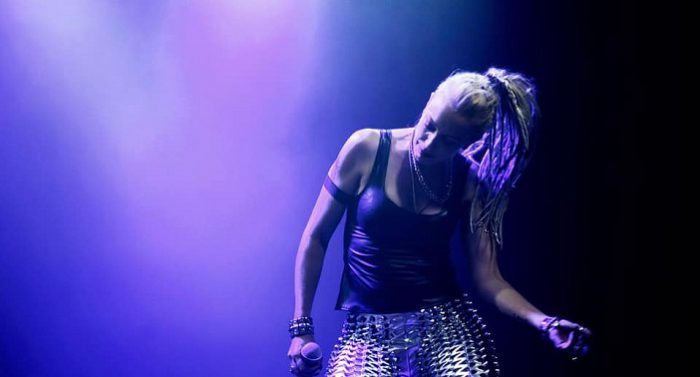 Lis van den Akker feat. Lis van den Akker