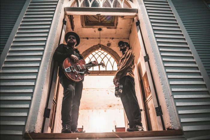 The Cold Stares brengen video uit voor ‘Prosecution Blues’