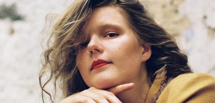 Roos Meijer komt met ‘Why Don’t We Give It A Try’ en concert met Residentie Orkest Roos Meijer
