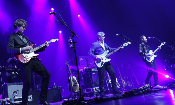 10 CC sluit met zeer solide optreden tournee af in Heerlen