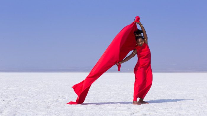 Fatoumata Diawara worstelt en komt boven in Brussel Fatoumata Diawara