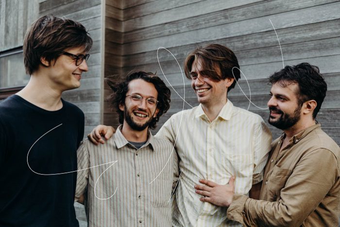 De spannende eerste set van PINGPONGCLUB