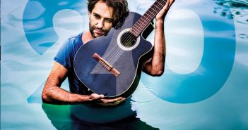 Lenny & de Wespen bestaan 20 jaar en dat wordt gevierd met een verzamelalbum Lenny & de Wespen