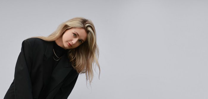 Clip-primeur: Katie Kittermaster – She Should Be Here Katie Kittermaster