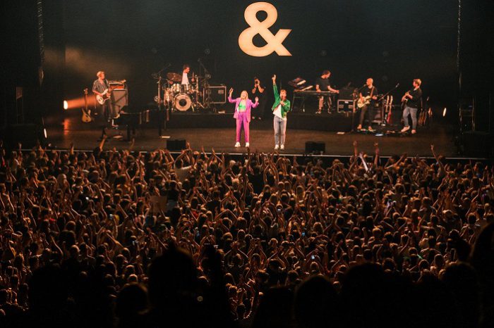 Suzan en Freek maken uitgesteld concert extra goed in 013