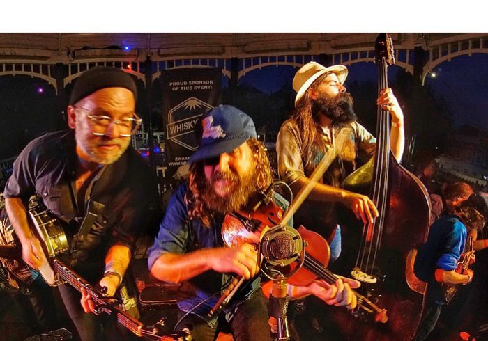 Ruim 18.000 bezoekers en veel hoogtepunten op jubileumeditie Rotterdam Bluegrass Festival