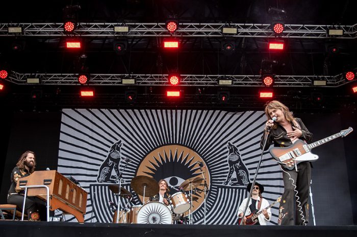 DeWolff eindigt jaar met hoogmis in TivoliVredenburg