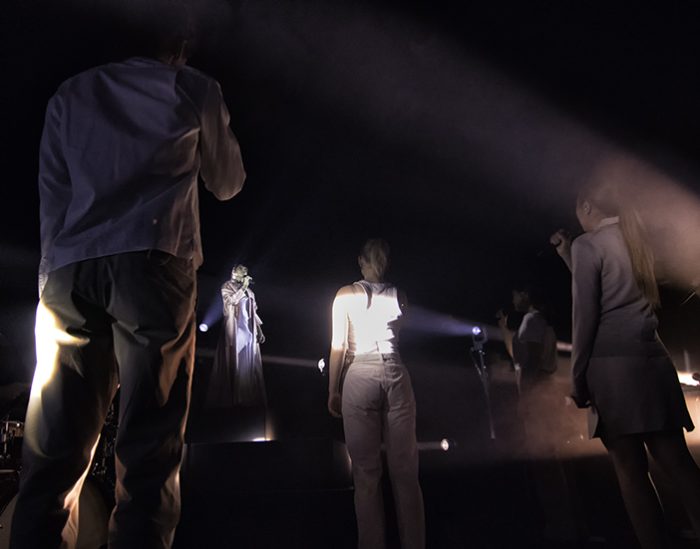 Totaaltheater van de bovenste plank in Venlo door Wende