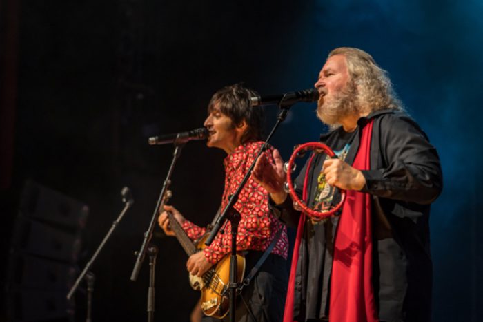 Stones vs Beatles vooral een mooi eerbetoon aan twee invloedrijke bands