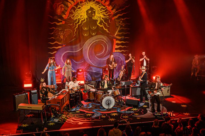 DeWolff onderstreept zegetocht in Utrecht met stevige show