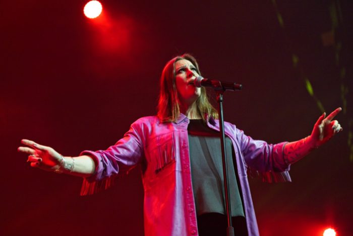 Floor Jansen vervangt Five Finger Death Punch bij Metallica