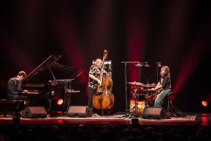 Jazz a Liege: Avishai Cohen Trio excelleert op eenzame hoogte.