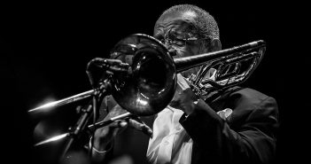 Fred Wesley and the JB’s geven ware funkles in de Effenaar