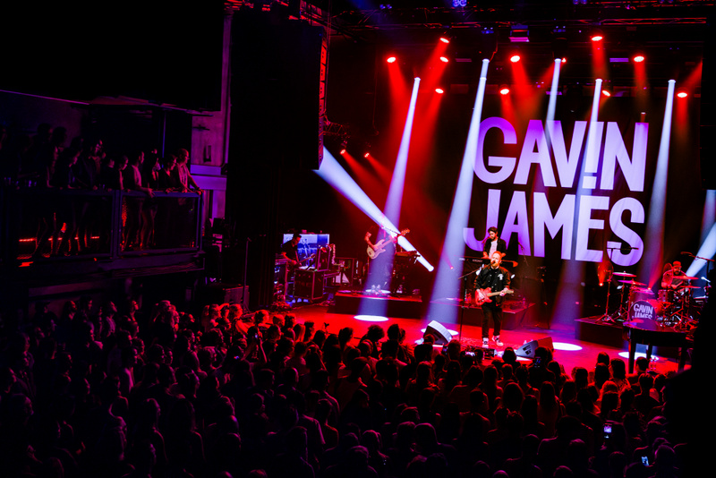 Gavin James geliefd in het Haagse Paard - .: Maxazine