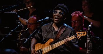 Richard Bona & Metropole Orkest openen concertseizoen Muziekgebouw Eindhoven