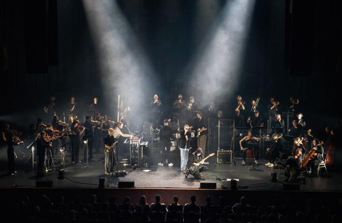 Thomas Azier orkestraal magisch in Haarlemse Phil